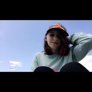 Meet your Posher, Helen